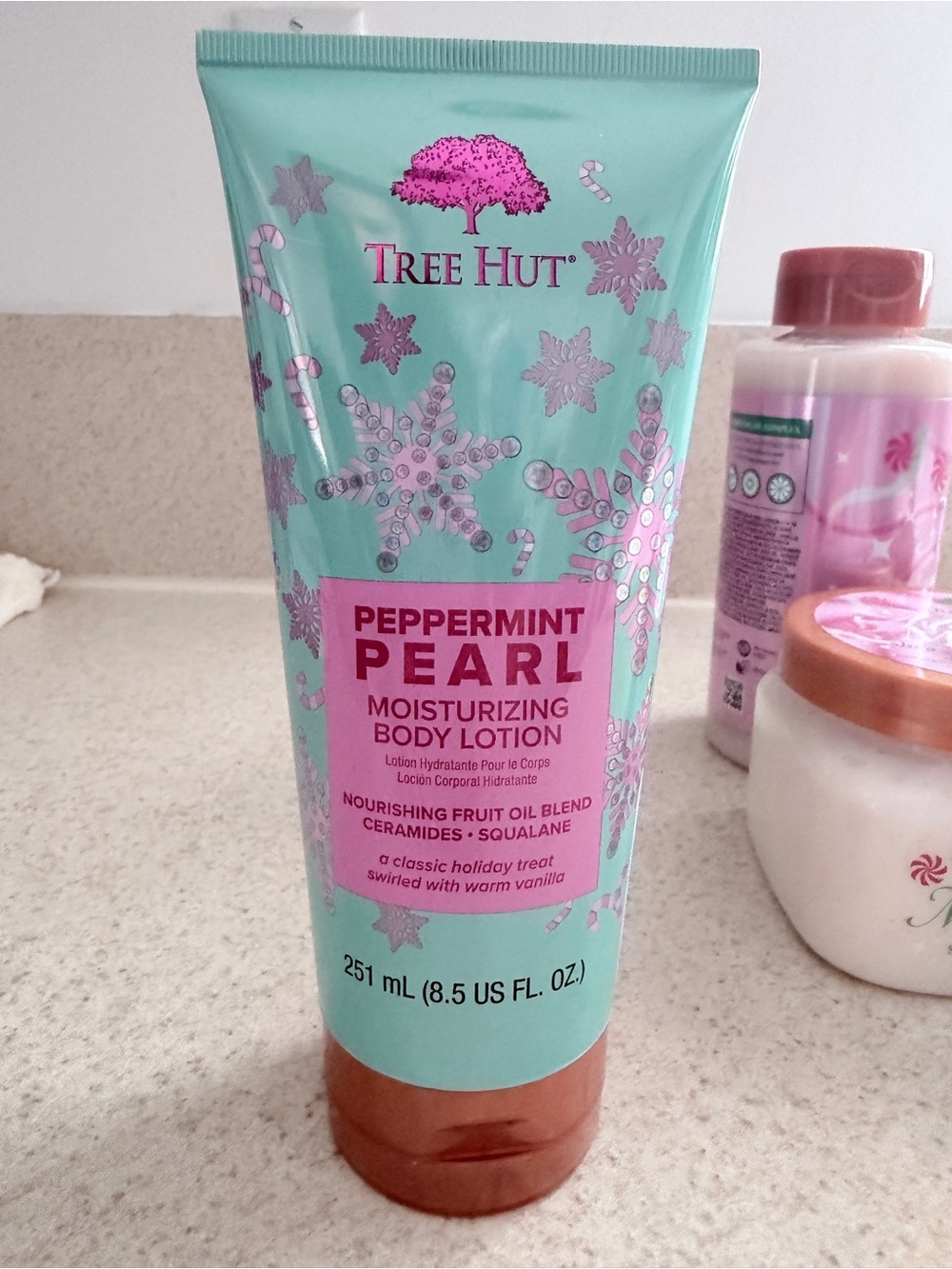 Merry Mint Moisturizing Body Care - Pink - Picture 2 of 6